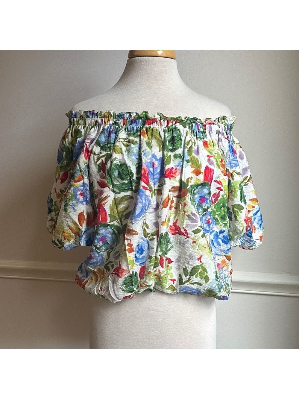 Easel LA floral off the shoulder puff sleeve blouse top medium EUC